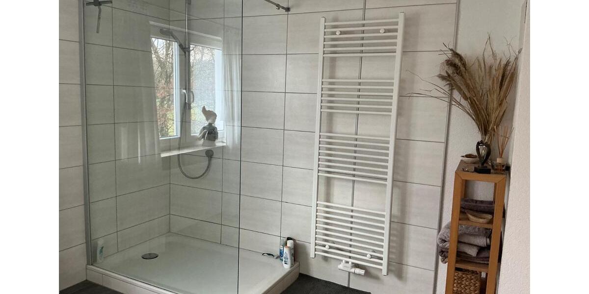 Einfamilienhaus Bühlertann - 8 Zimmer, 230 m&sup2;, 499.000&euro; | Angebot:25352389