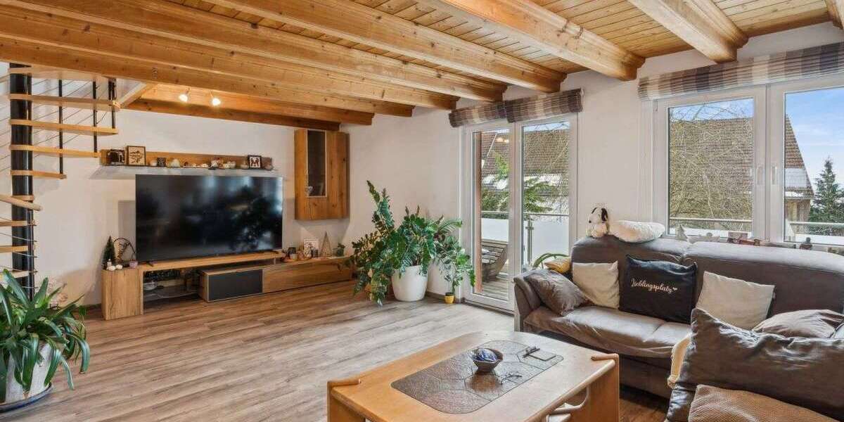 Einfamilienhaus Unterschneidheim - 9 Zimmer, 272 m&sup2;, 899.000&euro; | Angebot:24796321