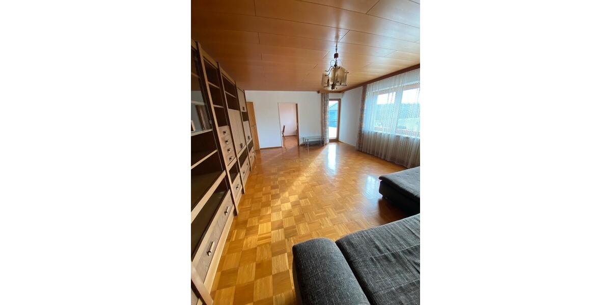 Erdgeschoßwohnung Heidenheim an der Brenz Aufhausen - 4 Zimmer, 120 m&sup2;, 950&euro; | Angebot:24795757