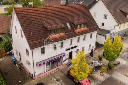 Haus Gschwend - 8 Zimmer, 272 m&sup2;, 439.000&euro; | Angebot:23742508