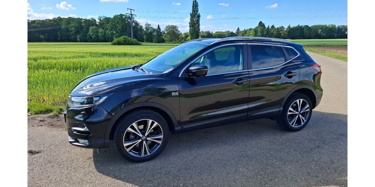 Nissan Qashqai 63.500 km 14.200 &euro; Schwäbisch Gmünd 73529