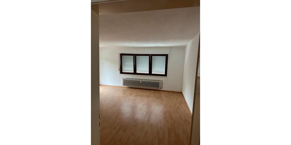 Etagenwohnung Aalen Attenhofen - 3 Zimmer, 90 m&sup2;, 850&euro; | Angebot:26577717