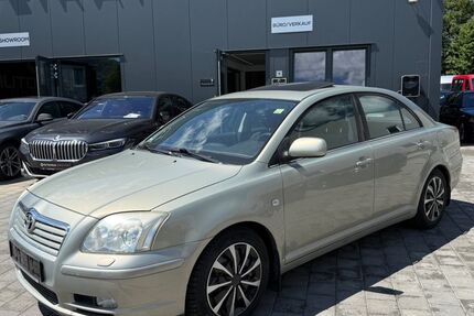 Toyota Avensis 167.000 km 4.900 &euro; Aalen-Essingen 73457