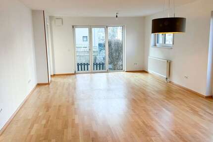Wohnung Heidenheim an der Brenz - 4 Zimmer, 109 m&sup2;, 1.200&euro; | Angebot:24761365