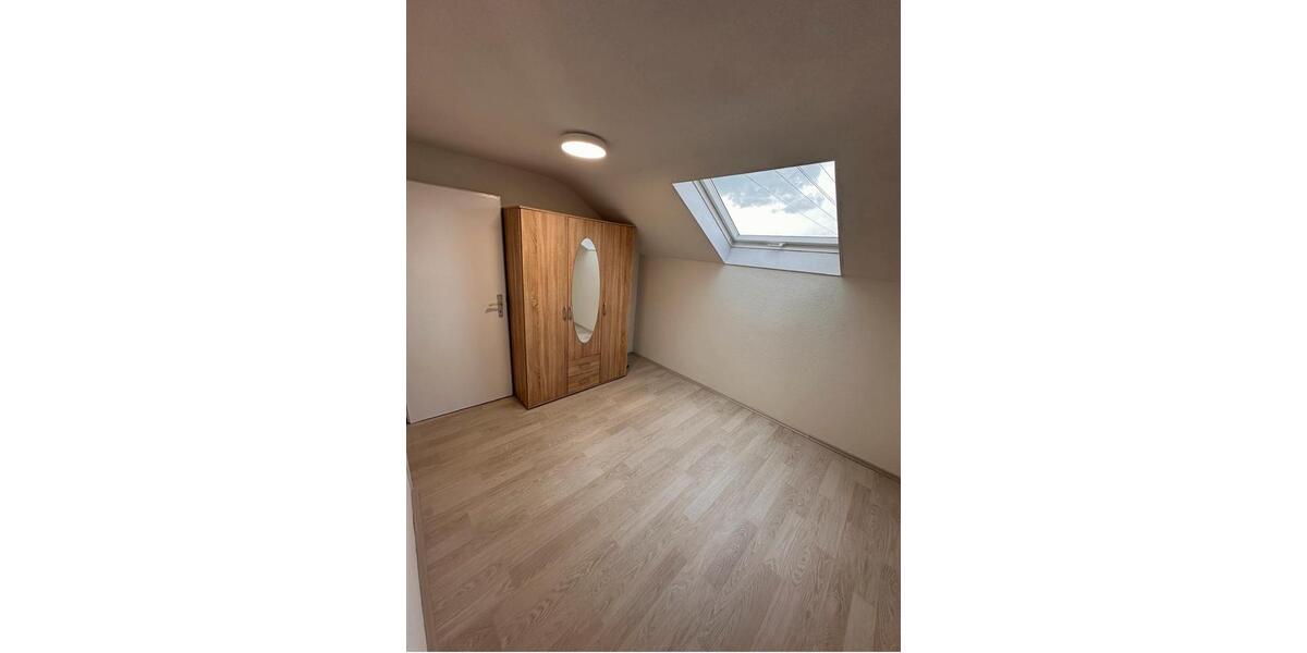 Dachgeschoßwohnung Aalen Attenhofen - 2.5 Zimmer, 50 m&sup2;, 700&euro; | Angebot:26519409