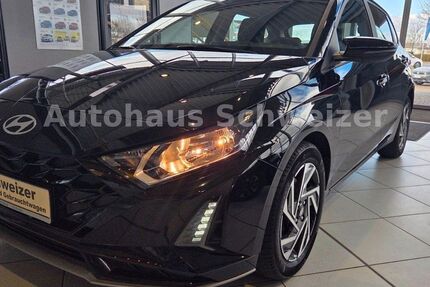 Hyundai i20 18.100 km 17.990 &euro; Nördlingen 86720