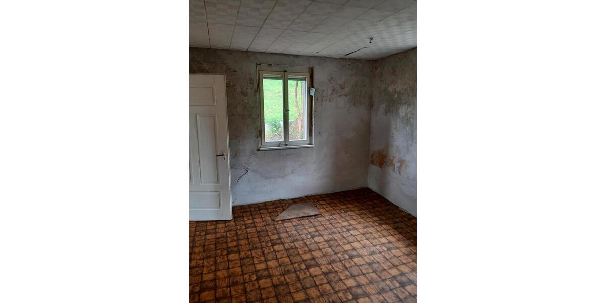 Reihenhaus Abtsgmünd - 10 Zimmer, 150 m&sup2;, 115.000&euro; | Angebot:25415925