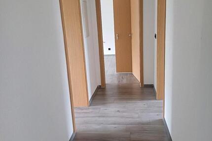 Wohnung Giengen an der Brenz - 1 Zimmer, 90 m&sup2;, 1.100&euro; | Angebot:26458247