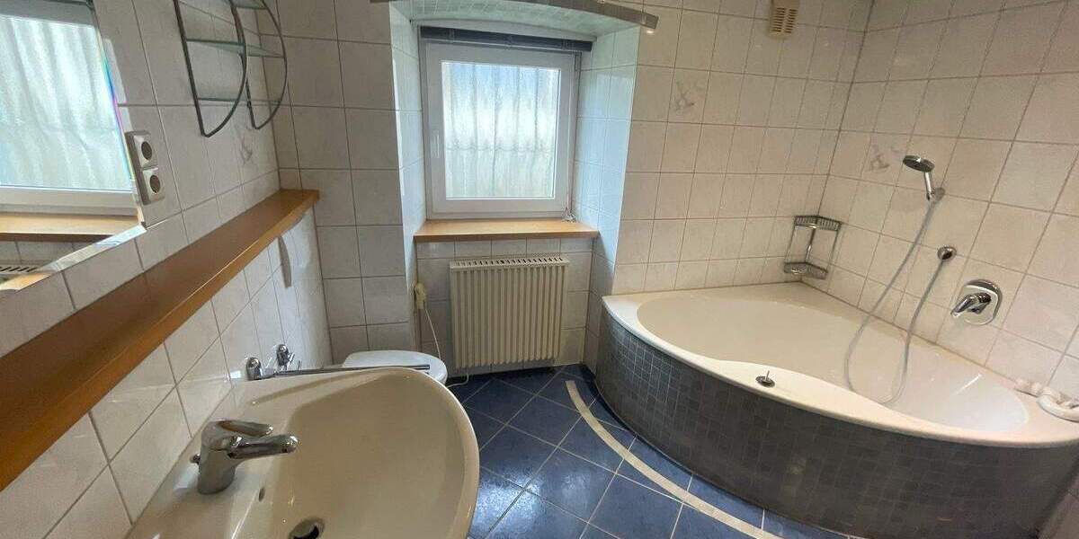 Einfamilienhaus Kirchheim am Ries Kirchheim - 5 Zimmer, 134 m&sup2;, 285.000&euro; | Angebot:25678637