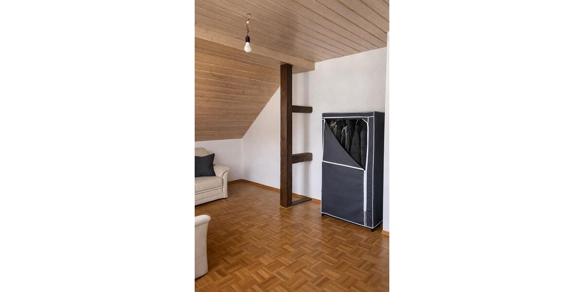 Dachgeschoßwohnung Gaildorf - 3.5 Zimmer, 73 m&sup2;, 750&euro; | Angebot:25982552