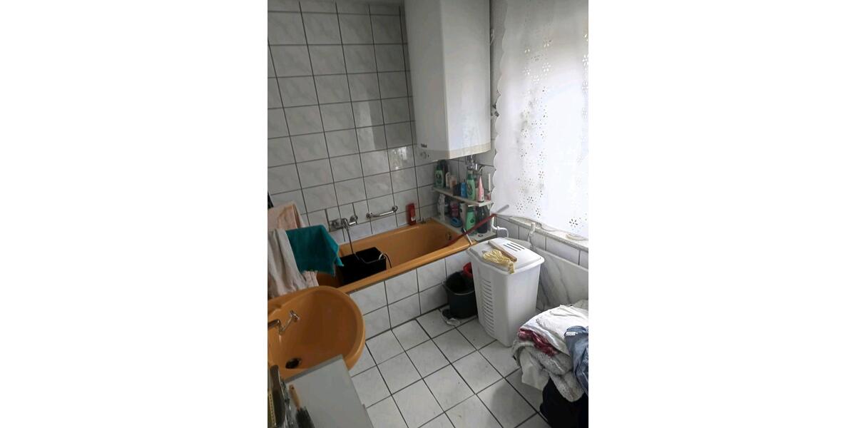 Einfamilienhaus Donzdorf - 4.5 Zimmer, 96 m&sup2;, 230.000&euro; | Angebot:27102004