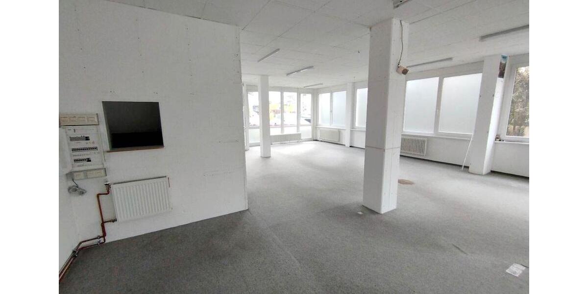 Gewerbeobjekt Aalen Attenhofen - 900&euro; | Angebot:25656898