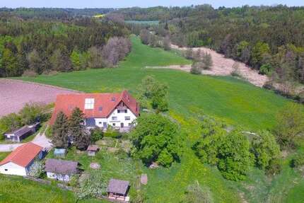 Haus Frankenhardt - 15 Zimmer, 300 m&sup2;, 525.000&euro; | Angebot:24716038