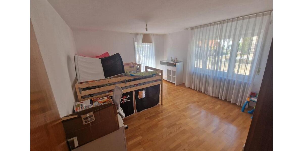 Etagenwohnung Stödtlen - 3 Zimmer, 90 m&sup2;, 650&euro; | Angebot:26460111