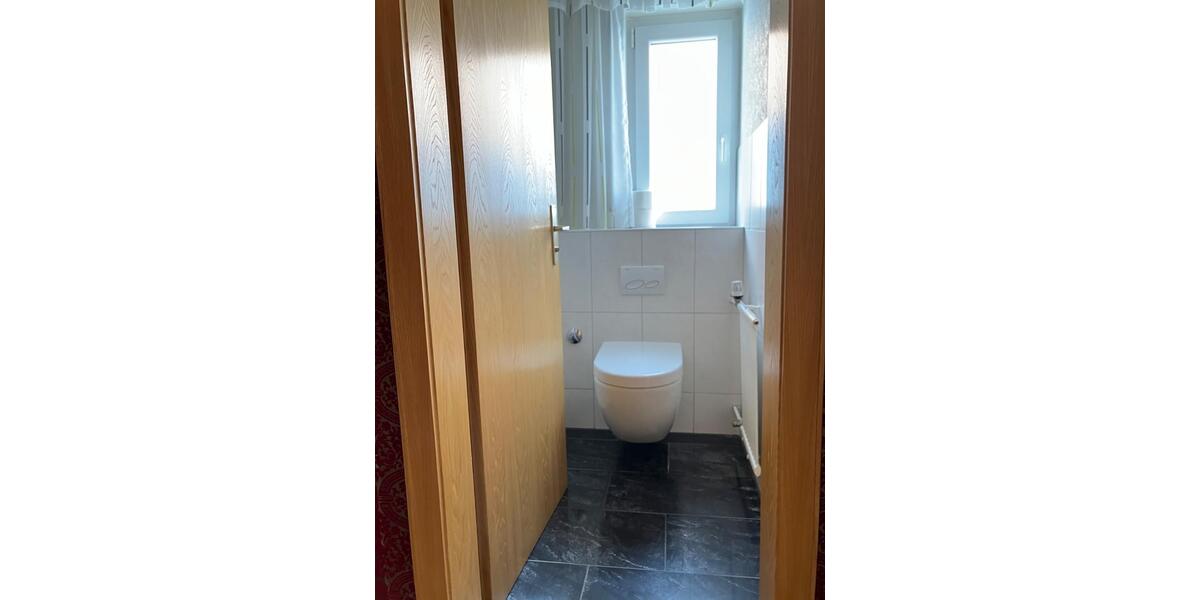 Einfamilienhaus Heubach - 8 Zimmer, 164 m&sup2;, 479.000&euro; | Angebot:25612293