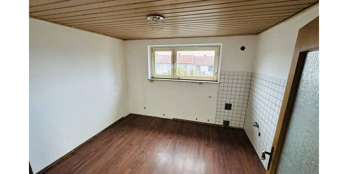 Reihenmittelhaus Aalen Unterkochen - 5 Zimmer, 115 m&sup2;, 260.000&euro; | Angebot:25969717