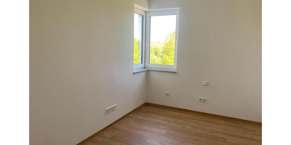 Etagenwohnung Lauchheim - 4.5 Zimmer, 98 m&sup2;, 1.110&euro; | Angebot:25253302