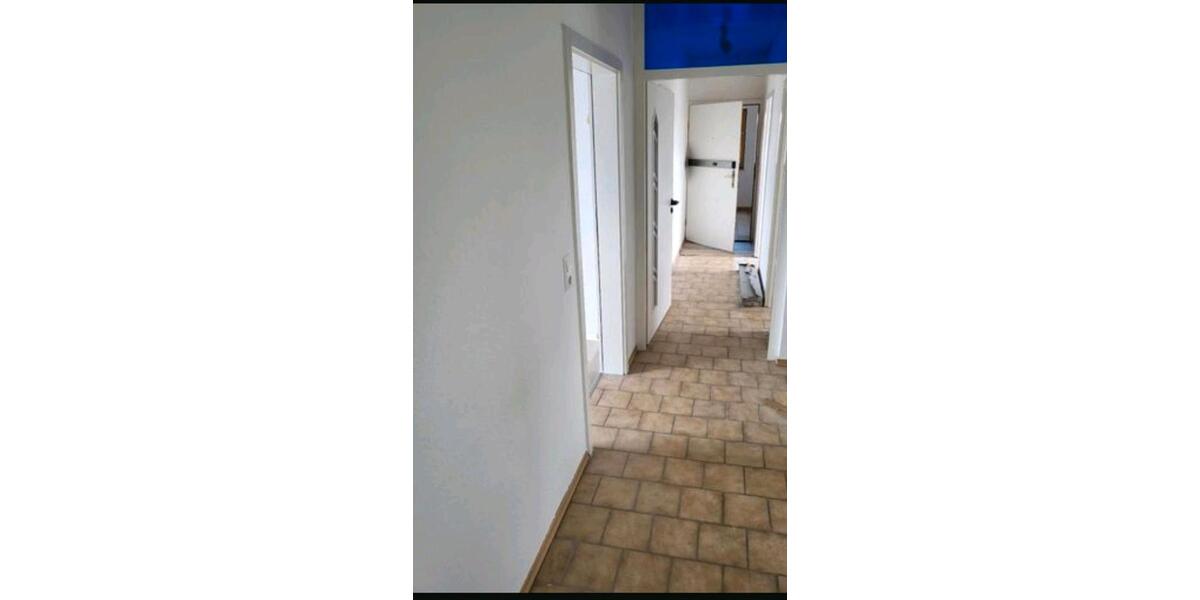 Dachgeschoßwohnung Gaildorf - 4 Zimmer, 90 m&sup2;, 210.000&euro; | Angebot:26592757