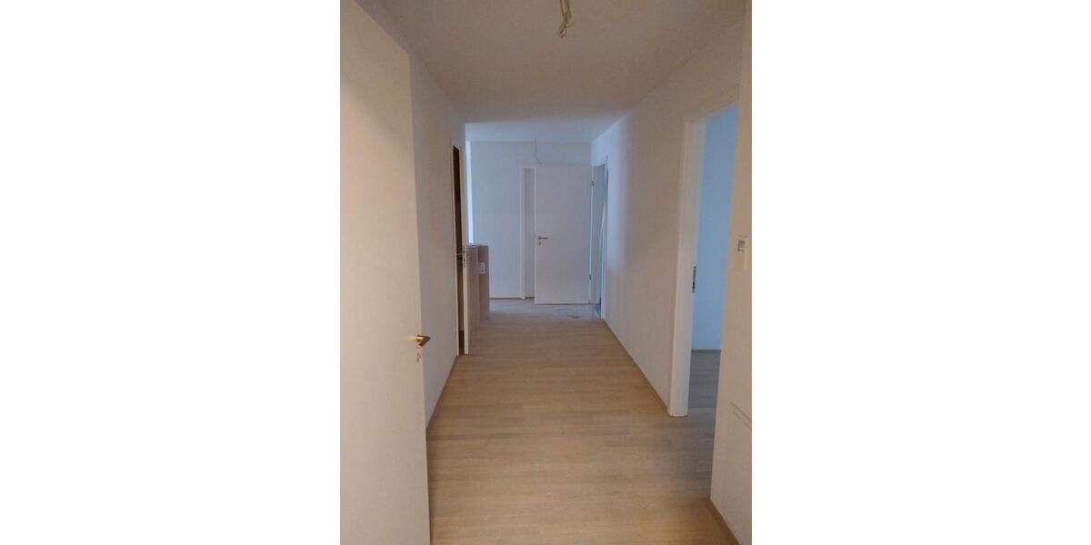 Erdgeschoßwohnung Aalen Unterkochen - 3.5 Zimmer, 86 m&sup2;, 1.280&euro; | Angebot:26040722