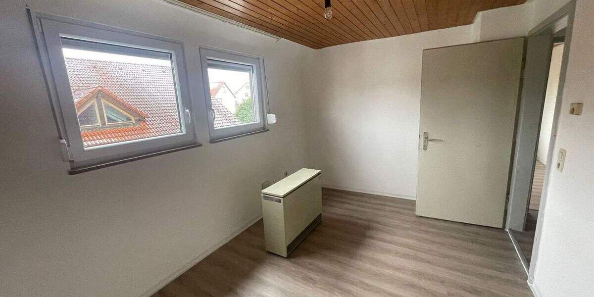 Mehrfamilienhaus, Wohnhaus Lauchheim - 7 Zimmer, 125 m&sup2;, 329.000&euro; | Angebot:25678650