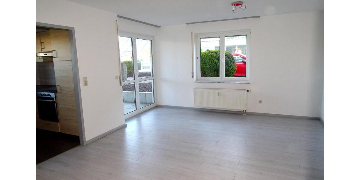 Erdgeschoßwohnung Riesbürg - 3 Zimmer, 75 m&sup2;, 710&euro; | Angebot:25932455