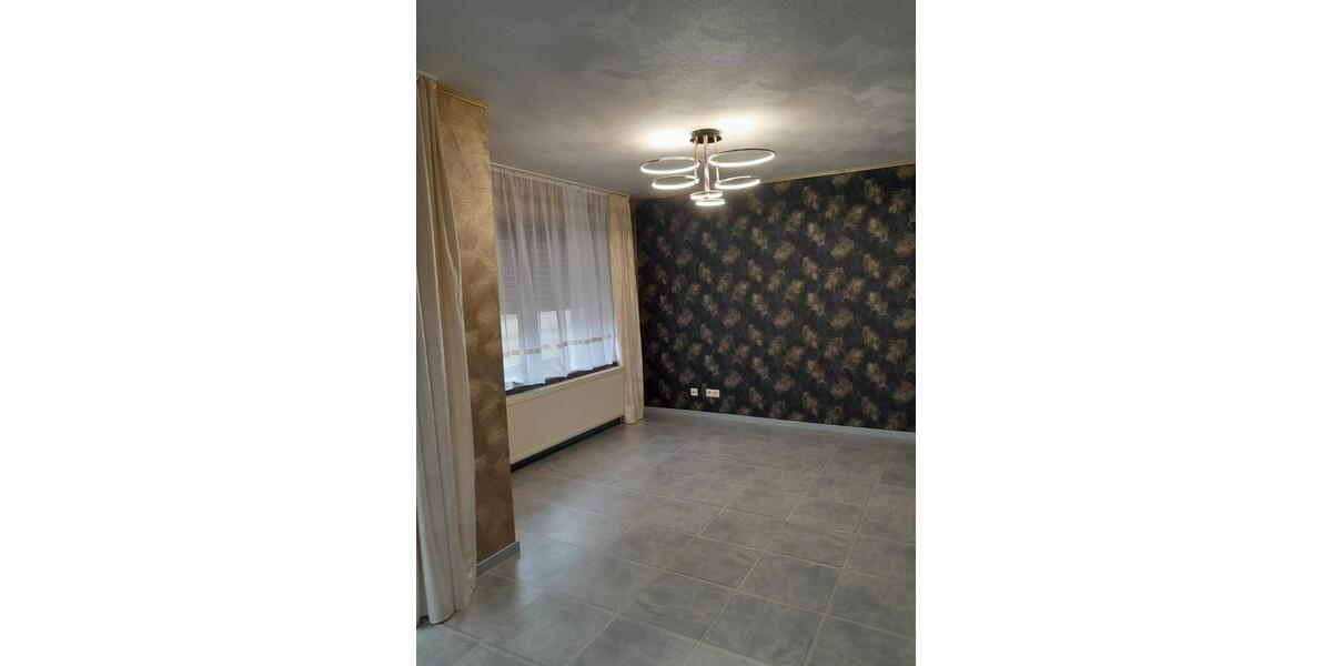 Erdgeschoßwohnung Aalen Dewangen - 3 Zimmer, 84 m&sup2;, 900&euro; | Angebot:25716821