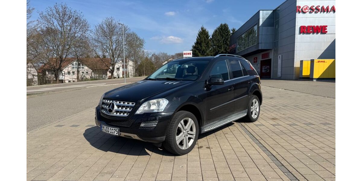 Mercedes-Benz ML 350 223.000 km 8.900 &euro; Heubach 73540