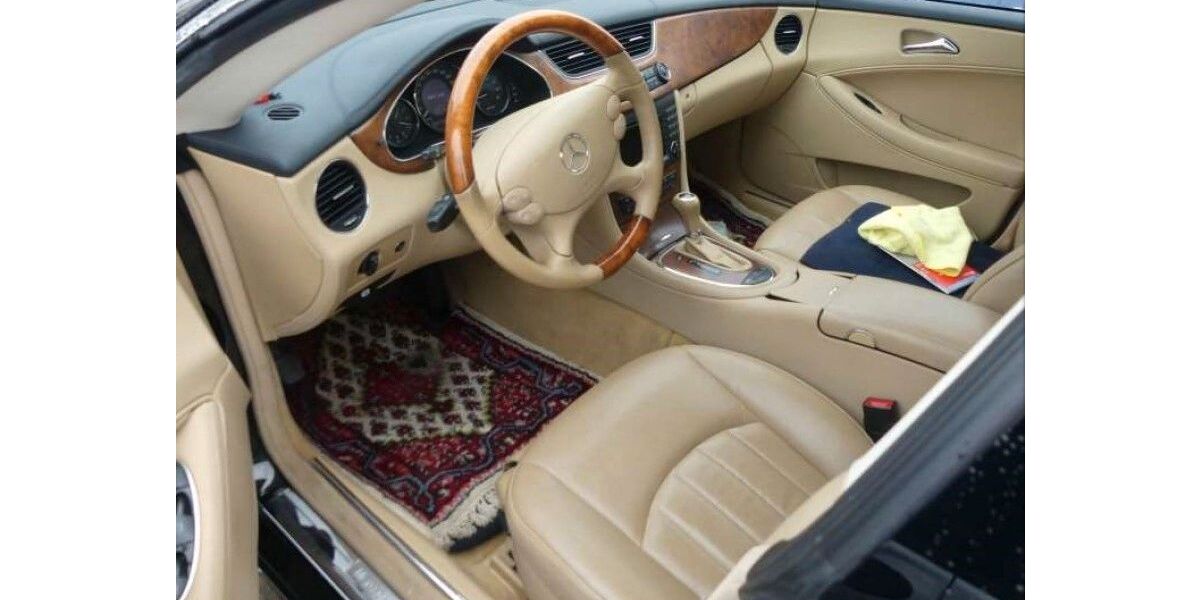 Mercedes-Benz CLS 500 118.404 km 15.000 &euro; Schwäbisch Gmünd 73579