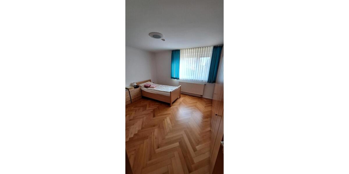 Einfamilienhaus Altheim (Alb) - 7 Zimmer, 180 m&sup2;, 1.780&euro; | Angebot:25888034