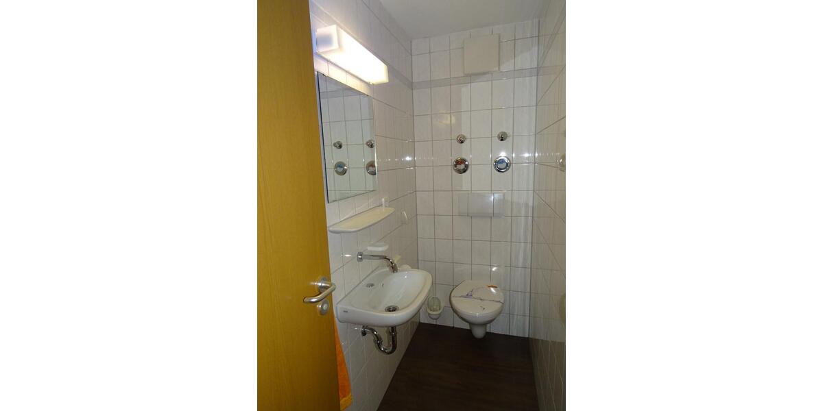 Erdgeschoßwohnung Riesbürg - 3 Zimmer, 75 m&sup2;, 710&euro; | Angebot:25932455