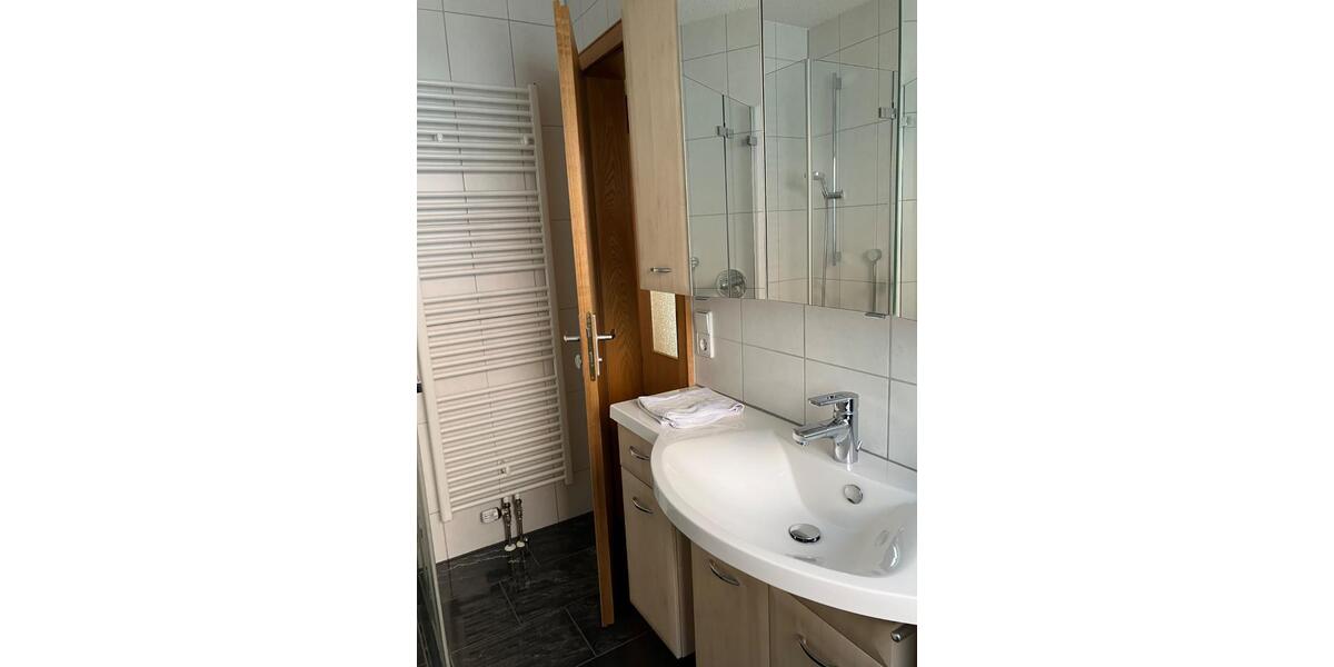 Einfamilienhaus Heubach - 8 Zimmer, 164 m&sup2;, 479.000&euro; | Angebot:25612293