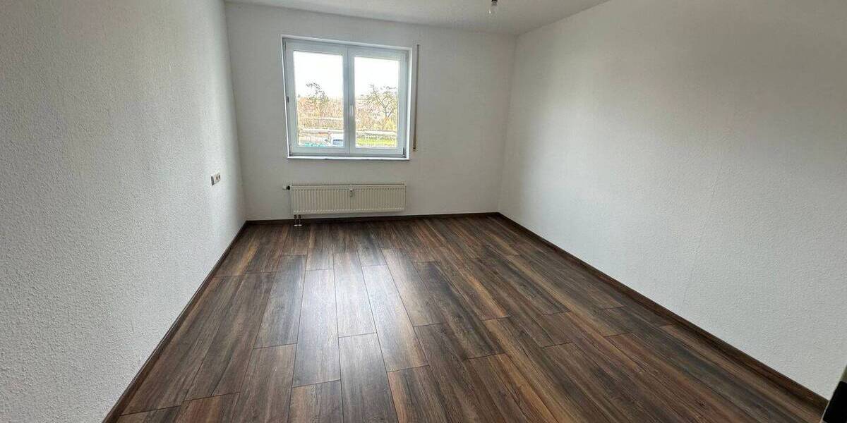 Etagenwohnung Riesbürg Utzmemmingen - 3 Zimmer, 81 m&sup2;, 665&euro; | Angebot:25800984
