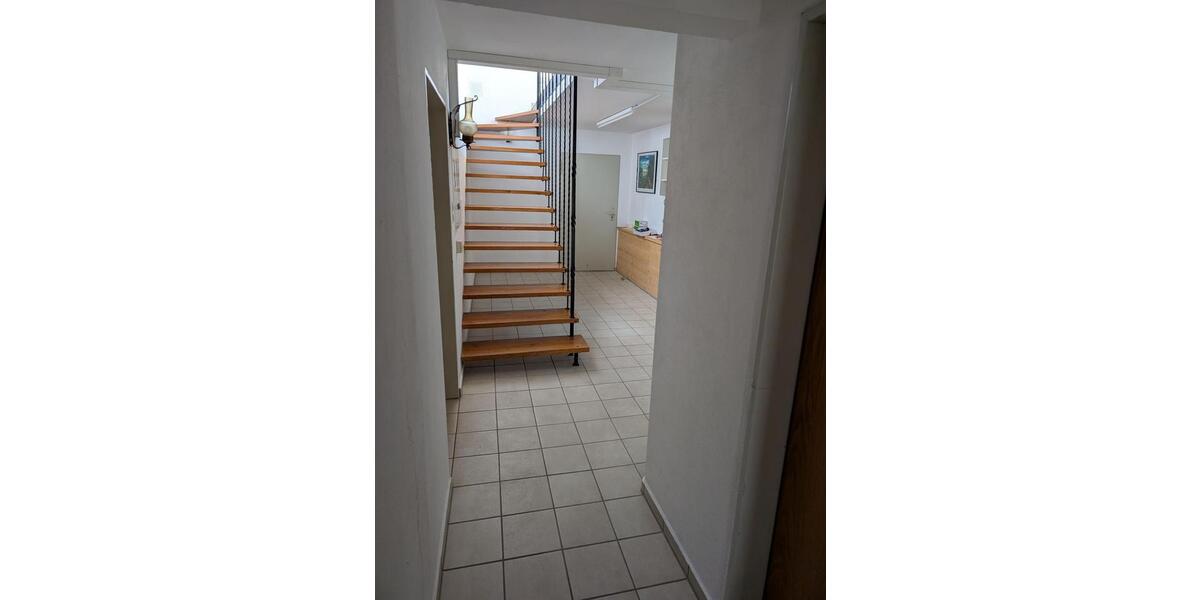 Bungalow Nördlingen - 5 Zimmer, 186 m&sup2;, 1.700&euro; | Angebot:25963068