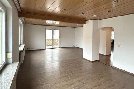 Wohnung Giengen - 4.5 Zimmer, 107 m&sup2;, 1.100&euro; | Angebot:26085207