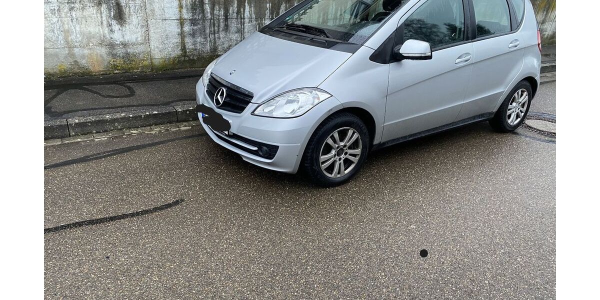 Mercedes-Benz A 180 143.135 km 4.490 &euro; Zöschingen 89447