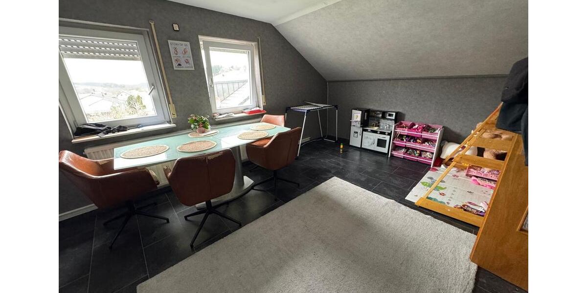 Dachgeschoßwohnung Gaildorf - 3 Zimmer, 66 m&sup2;, 650&euro; | Angebot:25973479