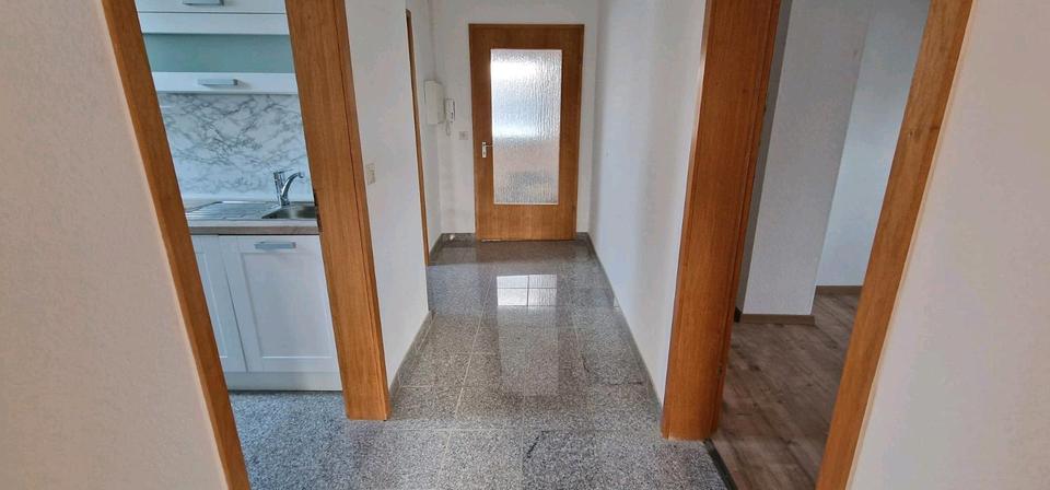 Dachgeschoßwohnung Aalen Dewangen - 3 Zimmer, 80 m&sup2;, 760&euro; | Angebot:26429231