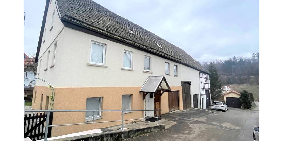 Mehrfamilienhaus, Wohnhaus Abtsgmünd Untergröningen - 8 Zimmer, 202 m&sup2;, 399.000&euro; | Angebot:25678653