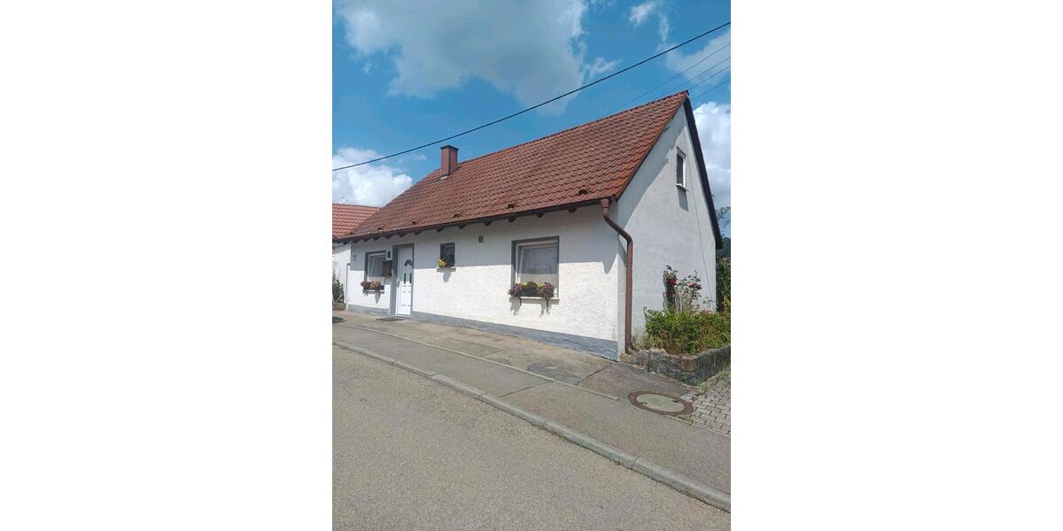 Einfamilienhaus Donzdorf - 4.5 Zimmer, 96 m&sup2;, 230.000&euro; | Angebot:27102004