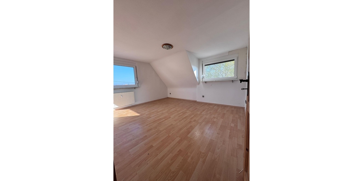 Großzügiges 2-Familienhaus mit Garagen- Gewerbehalle in Söhnstetten - Zweifamilienhaus Steinheim am Albuch / Söhnstetten Söhnstetten | Angebot:27154027