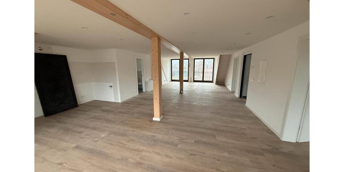 Dachgeschoßwohnung Aalen - 1 Zimmer, 60 m&sup2;, 750&euro; | Angebot:25446937