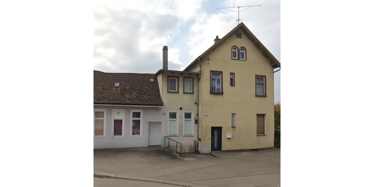Mehrfamilienhaus, Wohnhaus Schwäbisch Gmünd - 11 Zimmer, 260 m&sup2;, 220.000&euro; | Angebot:25633068