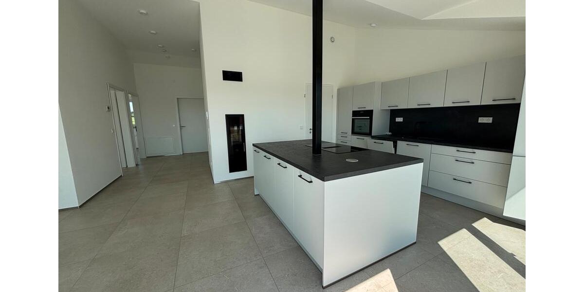 Einfamilienhaus Ellwangen (Jagst) - 3 Zimmer, 104 m&sup2;, 1.607&euro; | Angebot:27587678
