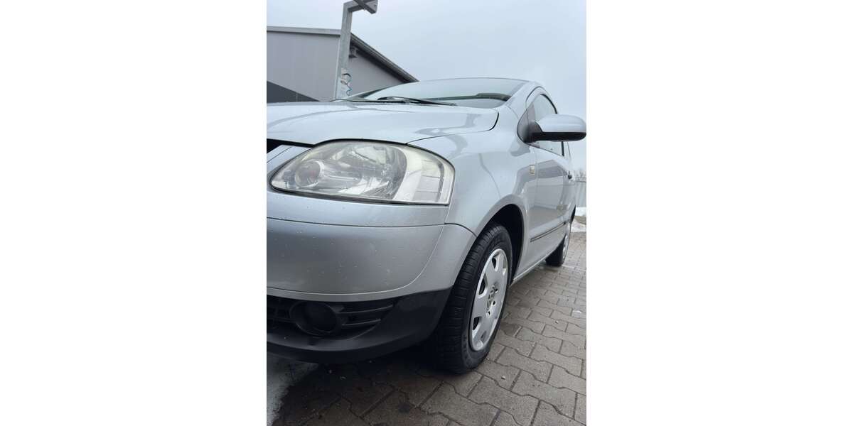 VW Fox 122.800 km 2.400 &euro; Giengen an Der Brenz 89536