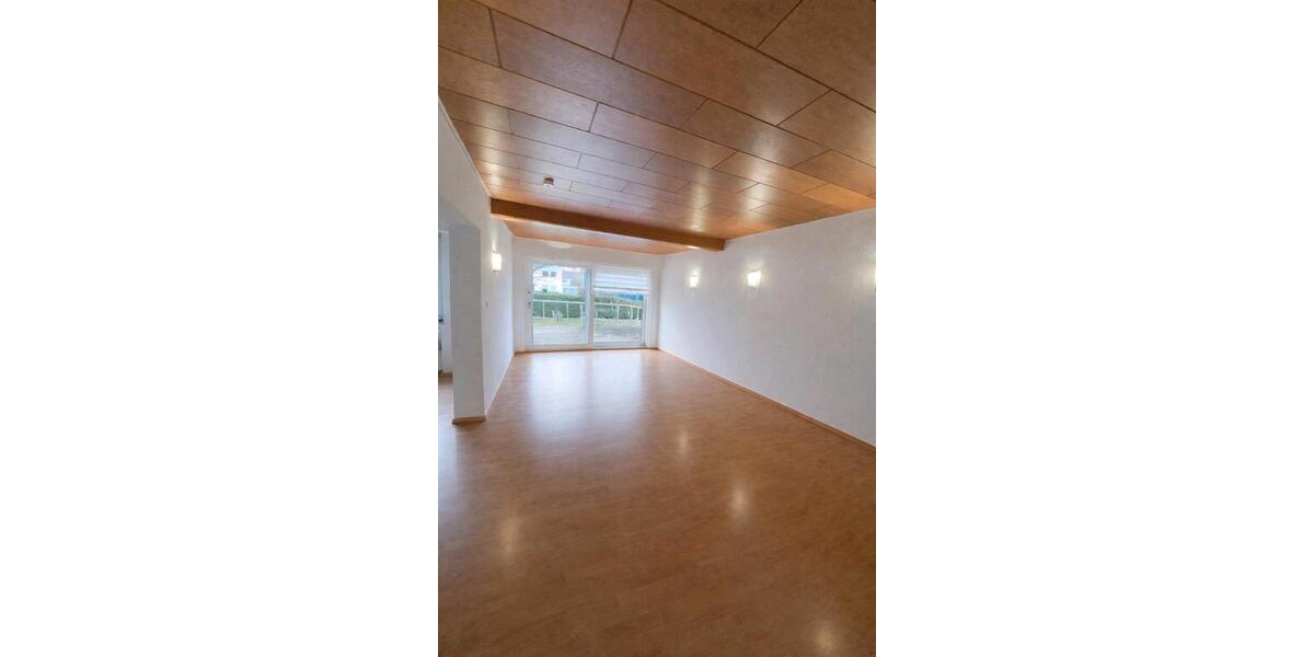 Reihenhaus Schwäbisch Gmünd - 7 Zimmer, 139 m&sup2;, 1.500&euro; | Angebot:26618242