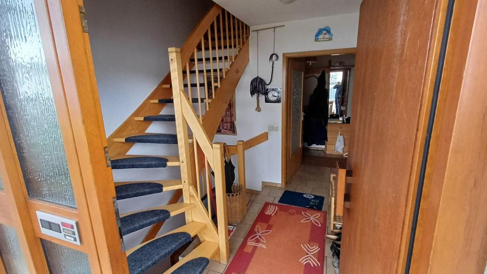 Einfamilienhaus Steinheim am Albuch - 9 Zimmer, 233 m&sup2;, 410.000&euro; | Angebot:26001193