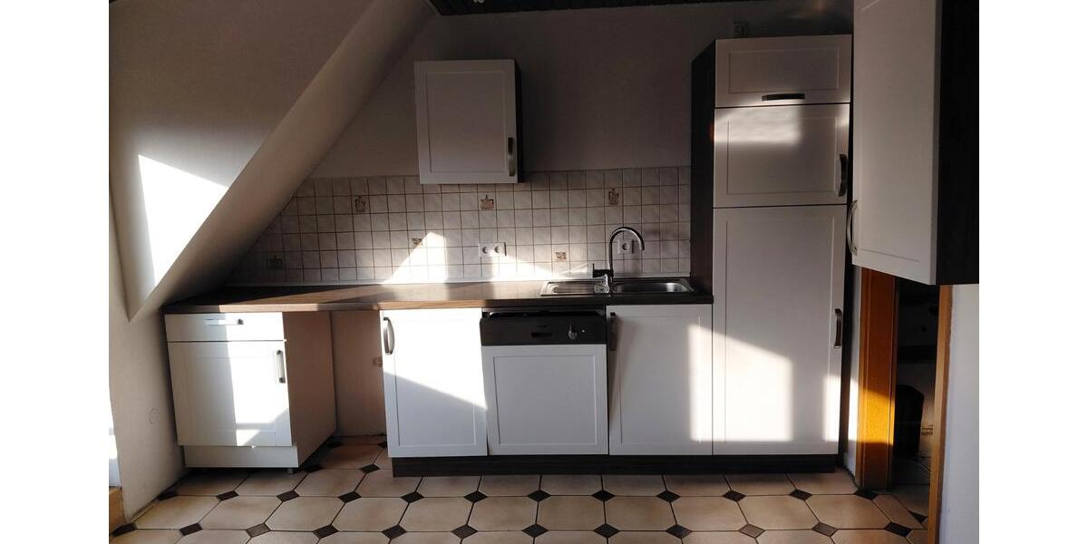 Dachgeschoßwohnung Aalen Dewangen - 3.5 Zimmer, 118 m&sup2;, 830&euro; | Angebot:27604313