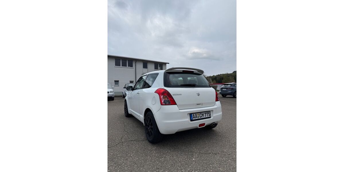 Suzuki Swift 185.000 km 2.450 &euro; Bopfingen 73441