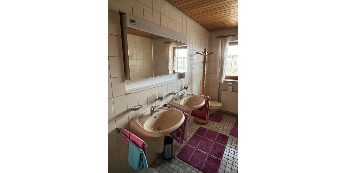 Einfamilienhaus Stimpfach - 5 Zimmer, 120 m&sup2;, 900&euro; | Angebot:25932093