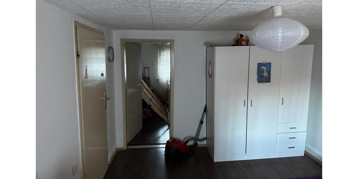 Einfamilienhaus Lauterstein - 7 Zimmer, 120 m&sup2;, 129.000&euro; | Angebot:26866001